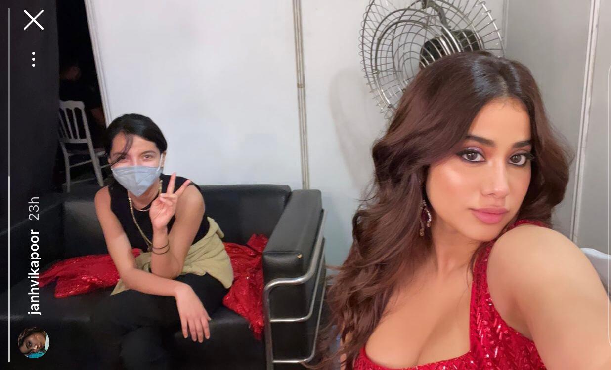 Janhvi Kapoor flaunts latest selfie in social media post