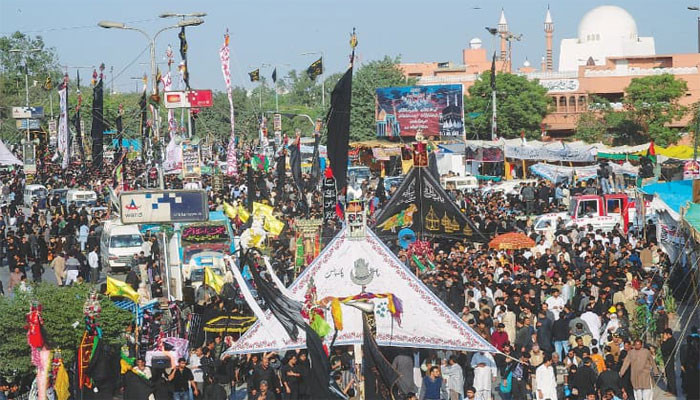 کراچی: 9 محرم کا جلوس مقررہ راستوں پر رواں دواں - Vimarsana News