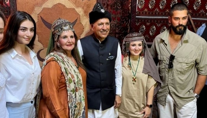 President Arif Alvi, first lady Samina visit the sets of ‘Kuruluş: Osman’