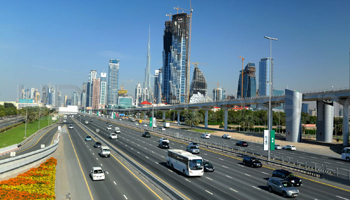 دبئی نے پاکستان سمیت 6 ممالک کے لیے ویزٹ ویزے کھول دیے