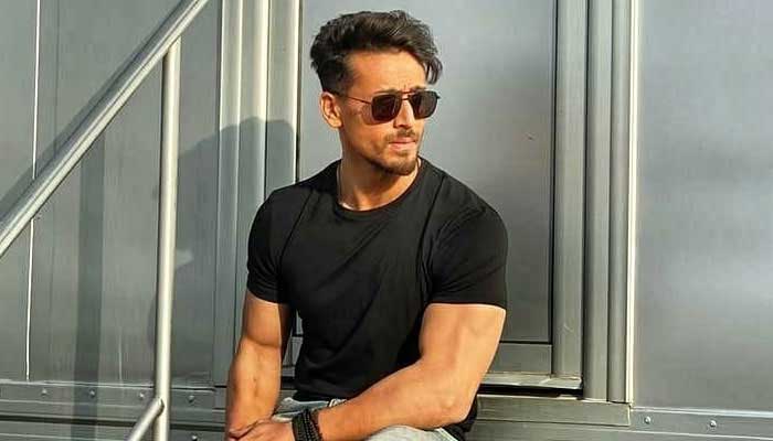 Tiger Shroff showcases immense talent in recent IG post: Watch 