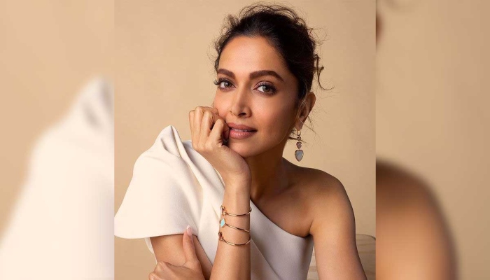 Deepika Padukone is all set to mark her Hollywood comeback with a rom-com project