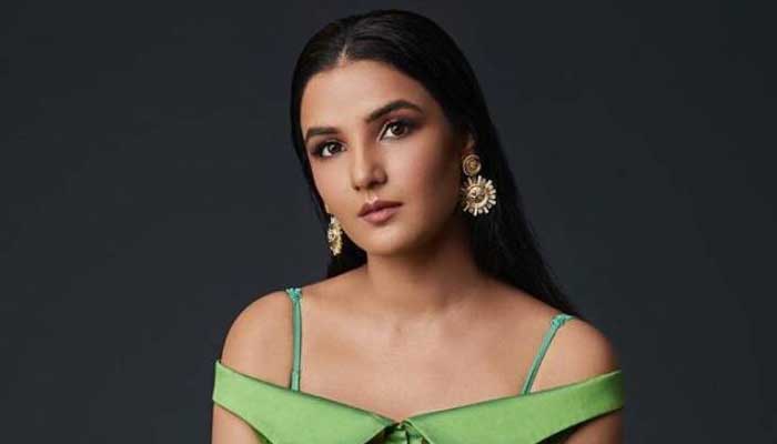 Jasmin Bhasin grieves over Sidharth Shukla’s sudden death: ‘Is 40 an age to die?’