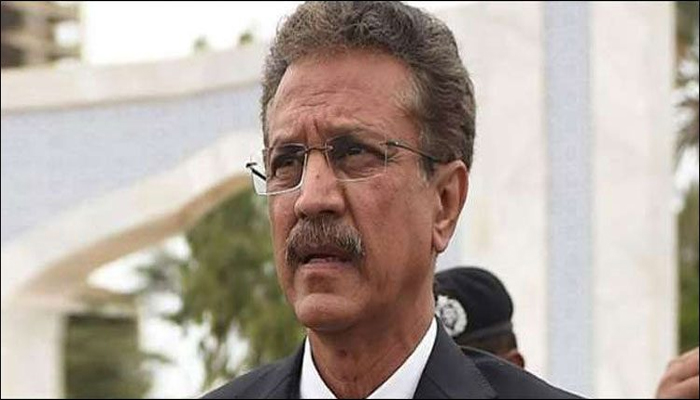 لگتا ہے ایڈمنسٹریٹر کراچی کا فوٹو گرافر آج چھٹی پر ہے، وسیم اختر