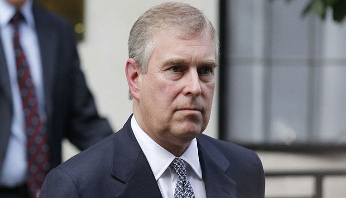 مبینہ جنسی تعلق، شہزادہ اینڈریو کو قانونی دستاویزات بھیج دی گئیں