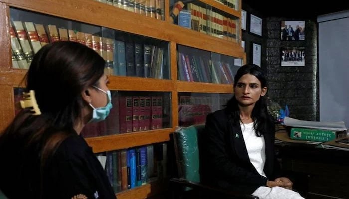 ُایم فل میں داخلہ لینے والی پاکستان کی پہلی خواجہ سرا