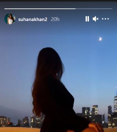 Suhana Khan serenades the moon in new snap: See Photo