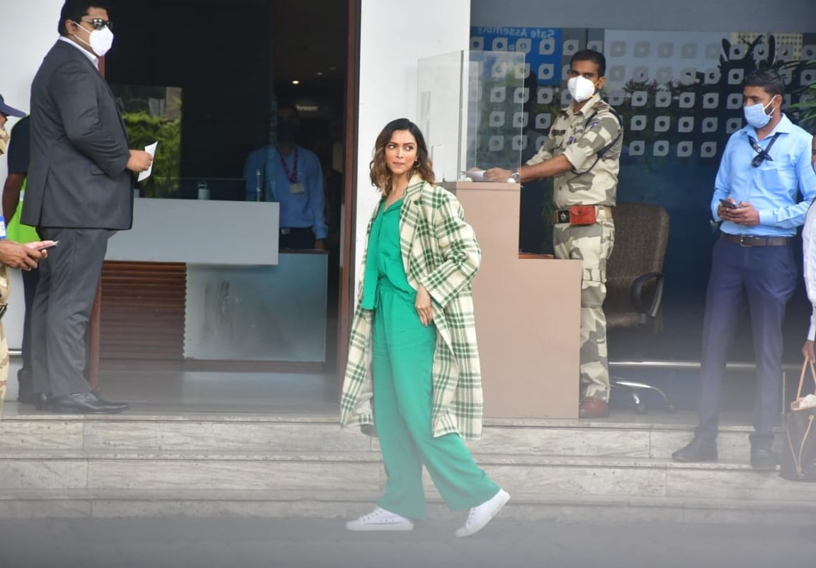 Deepika Padukone nails her airport look, opts for a casual yet stylish all green outfit