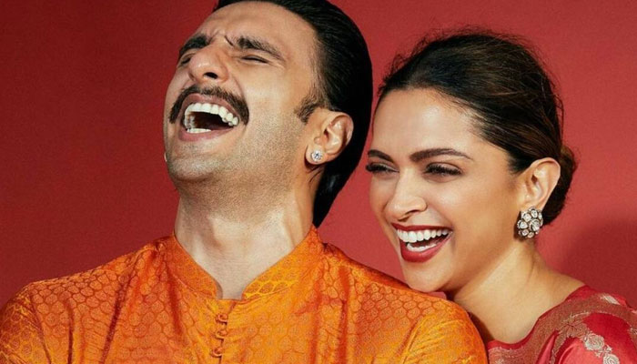 Ranveer Singh has adorable response for Deepika Padukone after she enters his fan chat