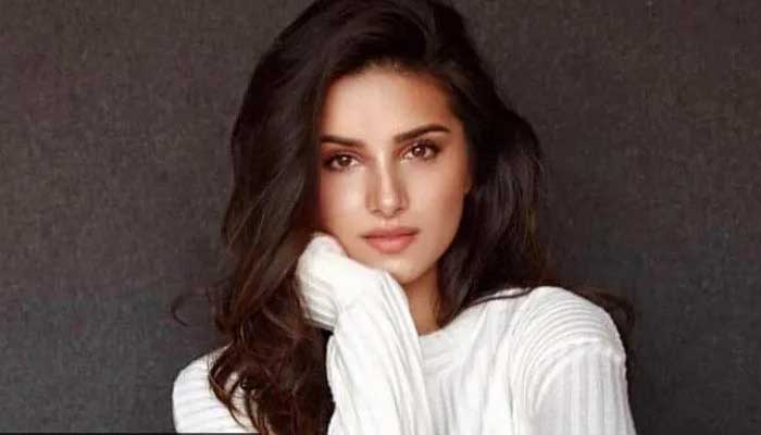 ‘Heropanti 2’: Tara Sutaria posts glimpses amid shoot