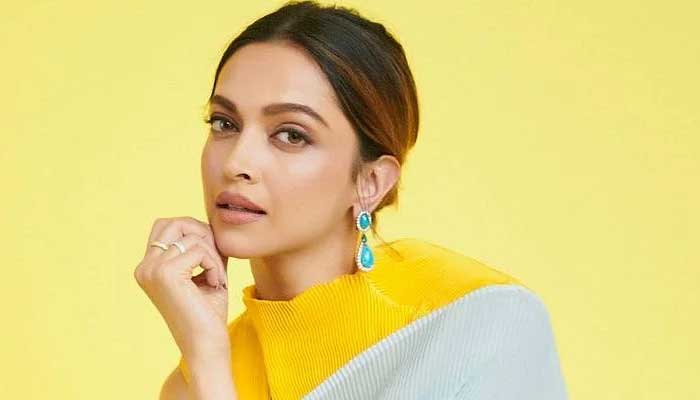 Deepika Padukone takes internet by storm with latest pictures: See post