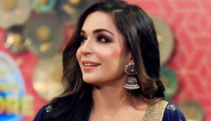 LSA 2021: Meera reminisces about her favorite looks, shares snaps from 'special' event