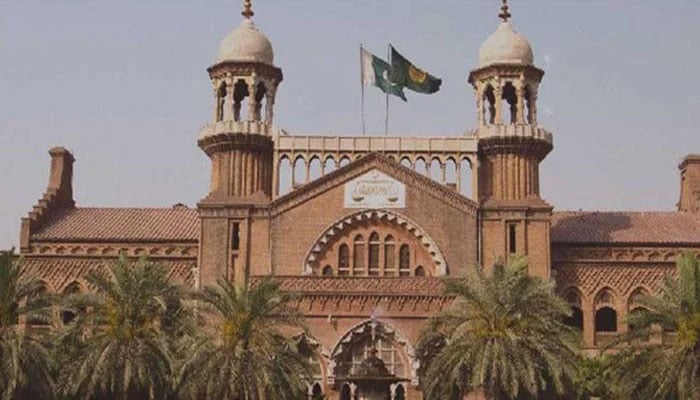دھماکا خیز مواد رکھنے اور القاعدہ سے تعلق کے الزام میں سزا پانے والا لاہور ہائیکورٹ سے بری