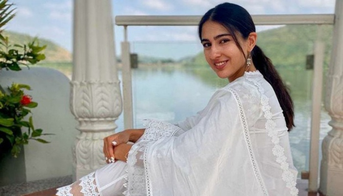 Sara Ali Khan looks divine in white ethnic ensemble, shares snaps from Udaipur trip
