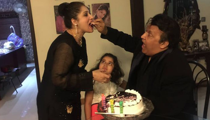 ہماری جوڑی کو بُری نظر لگ گئی: اہلیہ عُمر شریف