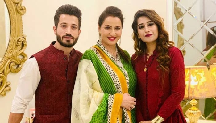 صبا فیصل کی بہو نے طلاق کی خبروں پر خاموشی توڑ دی