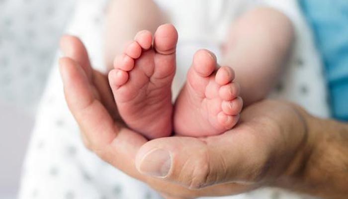 ایبٹ آباد: نجی اسپتال میں خاتون نے 7 بچوں کو جنم دیا