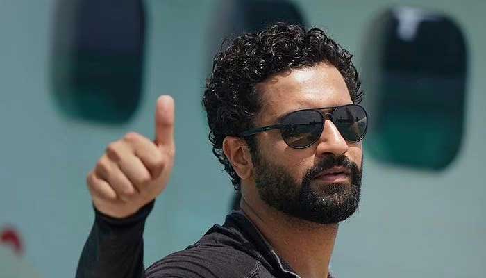 Vicky Kaushal pens a heartfelt note for his parents on their anniversary: ‘ Quite a special day’