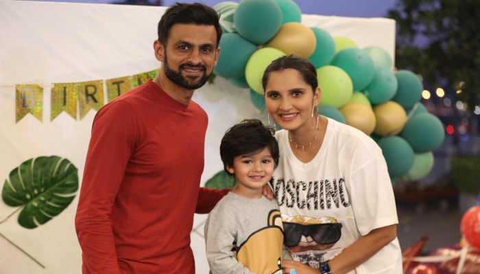 Sania Mirza’s son Izhaan hilariously tells her ‘you are fat’ in latest video