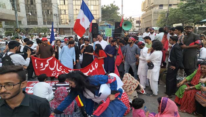 یونین کی بحالی، پروگریسیو اسٹوڈنٹ کلیکٹوز کا کراچی پریس کلب پر مظاہرہ