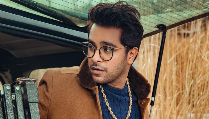 Asim Azhar drops teaser of first song from his debut album