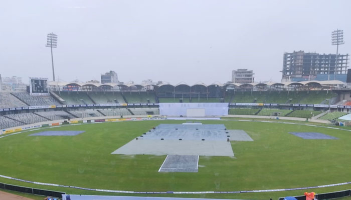 ڈھاکا ٹیسٹ کے تیسرے روز کا کھیل بھی بارش کی نذر