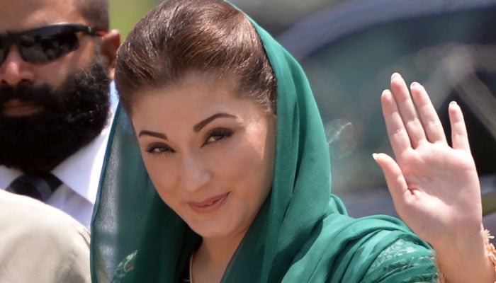 Maryam Nawaz lights up her son’s reception with her soulful voice 
