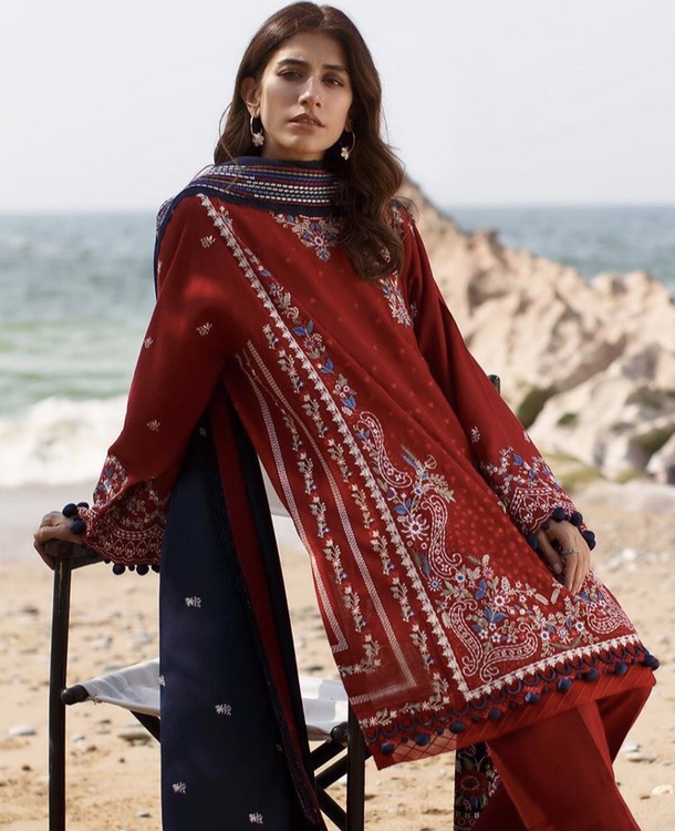 Syra Yousuf flaunts her winter elegance: See Post