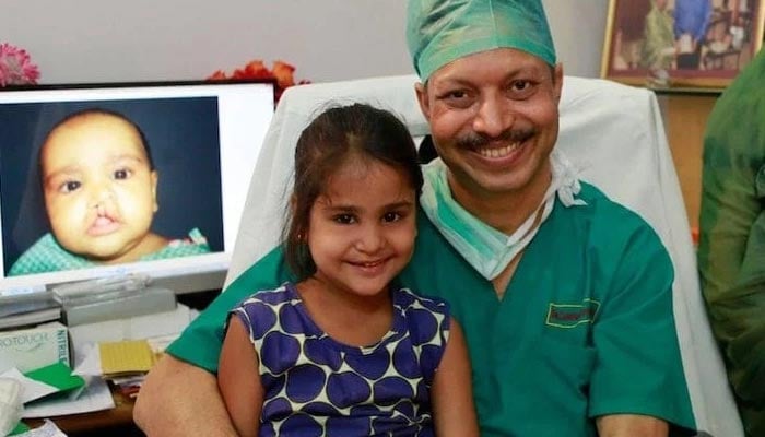 37 ہزار بچوں کے کٹے ہونٹ اور تالو کی ہڈی کا مفت آپریشن کرنے والا ڈاکٹر