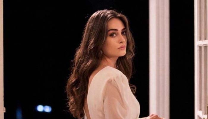 Esra Bilgic looks drop dead gorgeous in glamorous photoshoot