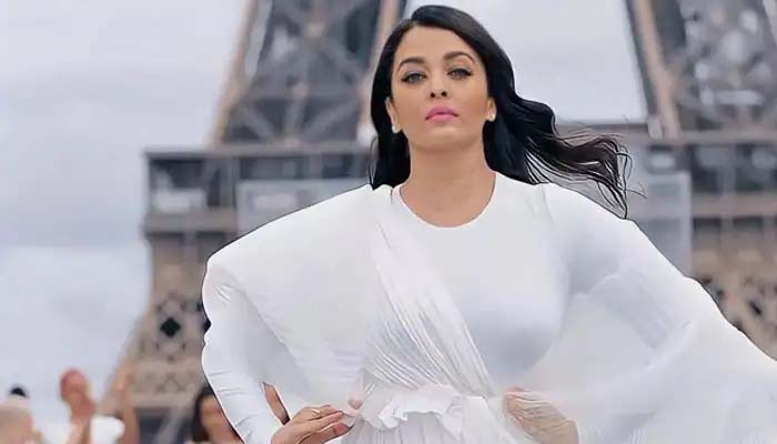 Aishwarya Rai Bachchan called in for investigation in Panama Papers leak case 