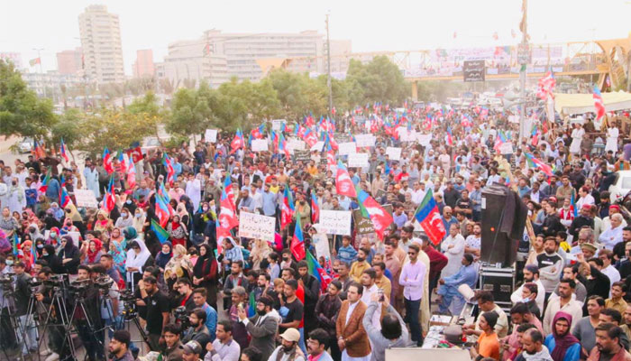 پی ایس پی کا احتجاج، حسن اسکوائر پر ٹریفک جام، شہری پریشان