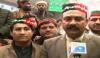 پشاور میں چیئرمین کی نشست ہارنے پر پی ٹی آئی امیدواروں کا مظاہرہ 