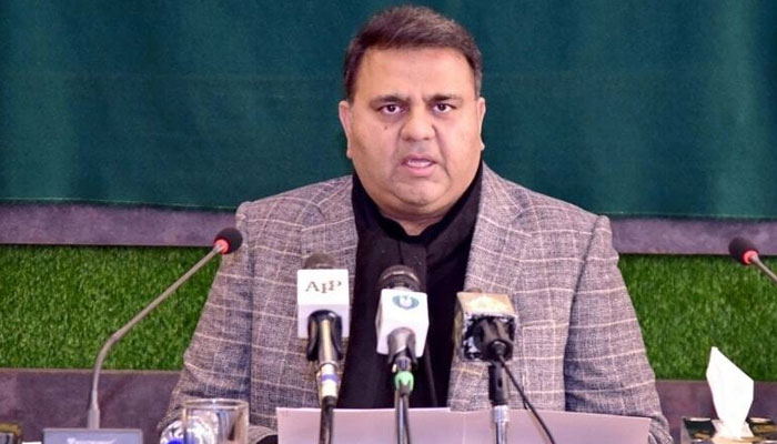 لوگوں کی صحت کے اخراجات حکومت اٹھا رہی ہے، فواد چوہدری