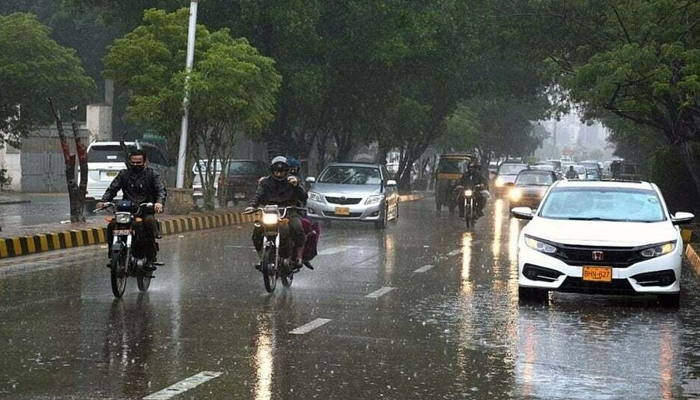 کراچی میں آج شام گرج چمک کے ساتھ بارش کا امکان