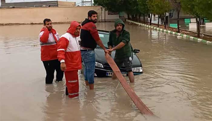 جنوبی ایران میں شدید بارش و سیلاب، 8 افراد ہلاک، 14 زخمی
