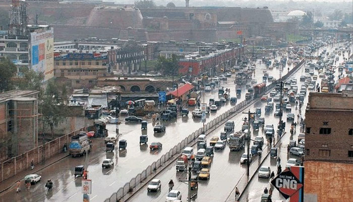 پشاور میں گزشتہ پیر سے جاری بارشوں کا سلسلہ تھم گیا