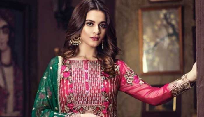 Aiman Khan stresses upon the importance of marriage in today's world 