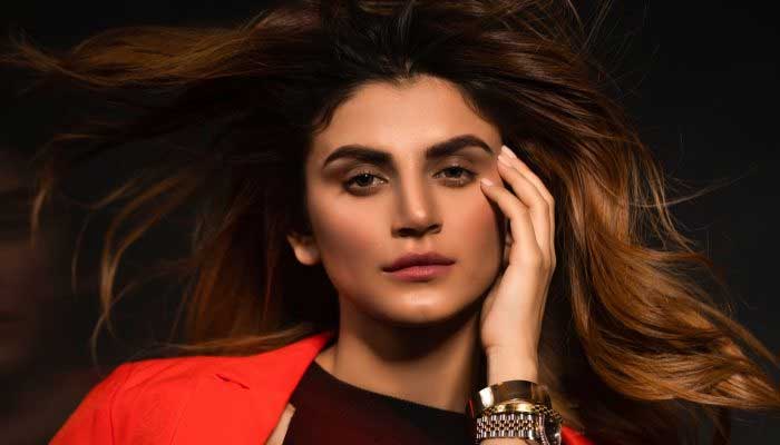 Zubab Rana drops jaws in aesthetic photoshoot: See 