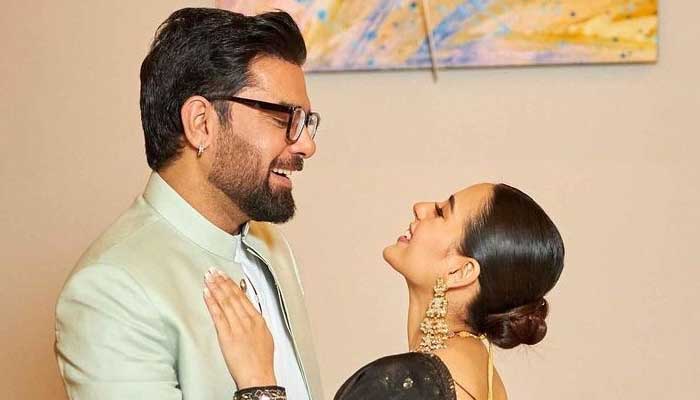 Take a look at Iqra Aziz, Yasir Hussain's trip to Phuket 