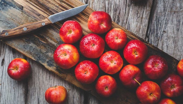 سیب کو پھلوں کا بادشاہ کیوں کہا جاتا ہے؟