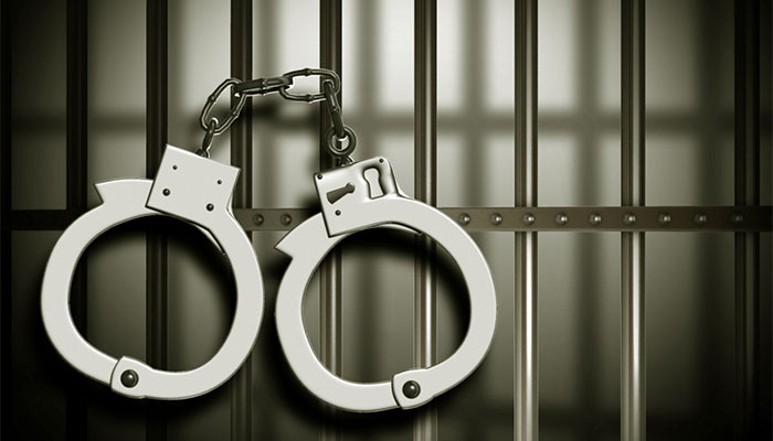 لاہور میں طالبہ کے بال کاٹنے اور زخمی کرنے والا گرفتار