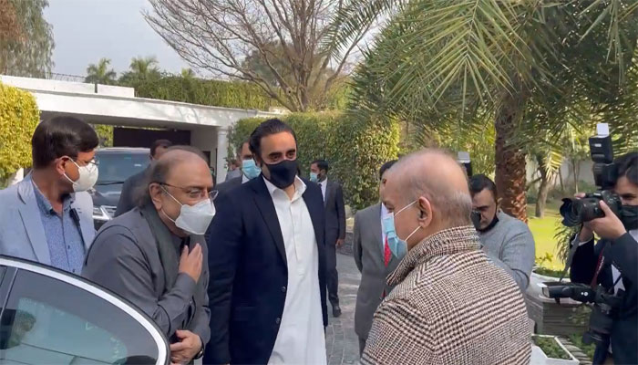 سابق صدر آصف زرداری اور ان کے صاحبزادے چیئرمین پی پی پی بلاول بھٹو کی مسلم لیگ نون کے صدر شہباز شریف سے ملاقات