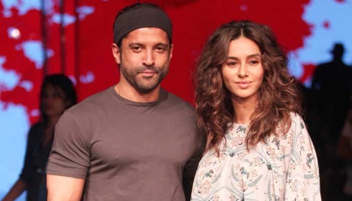 Farhan Akhtar, Shibani Dandekar finalize dress code for guests ahead of their big day : Sources