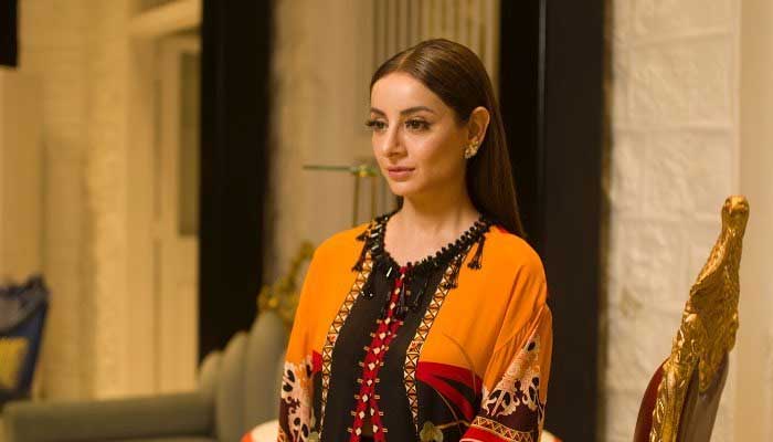 Take a look at Sarwat Gilani's breathtaking photoshoot in red