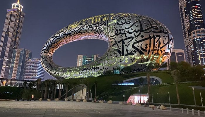 دبئی میں ’میوزیم آف دی فیوچر‘ کا افتتاح ہوگیا