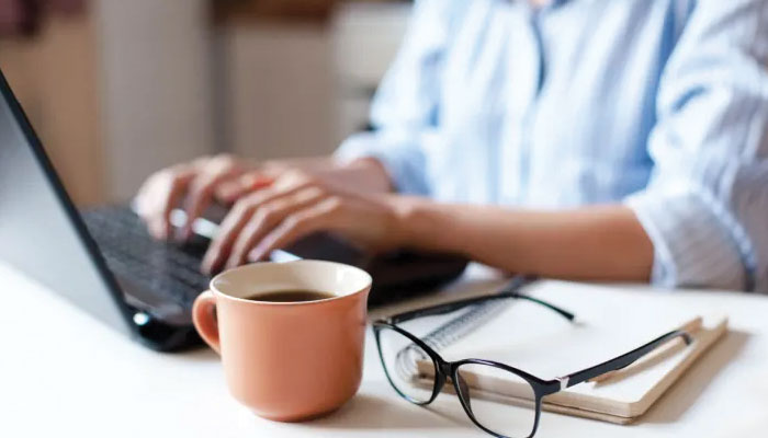 آپ کا صفحہ: سارا اتوار نچھاور...