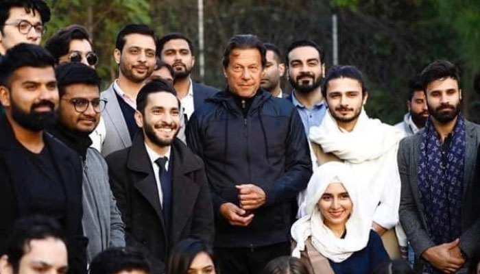 ’گزشتہ برس کے آغاز میں بھی عمران خان نے یوٹیوبرز سے ملاقات کی تھی‘