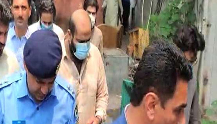 لڑکا، لڑکی تشدد کیس: ملزم عطا الرحمان کے وکیل کے حتمی دلائل