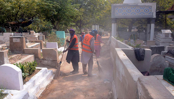https://jang.com.pk/assets/uploads/updates/2022-03-18/1063176_8091162_9_updates.jpg